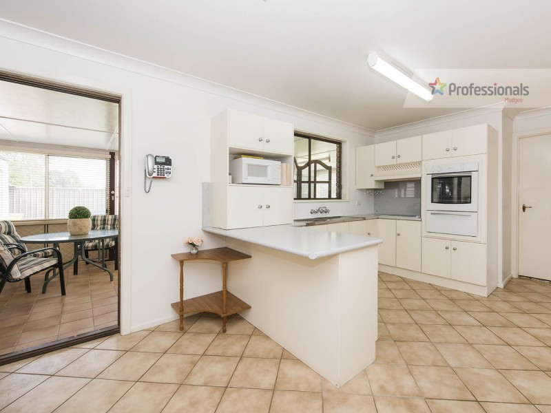 12 Scott Avenue, Gulgong NSW 2852