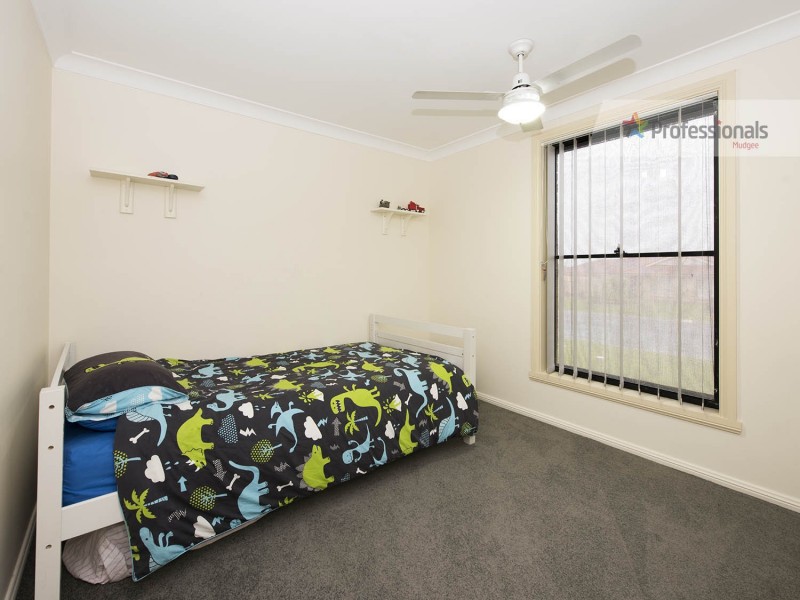 40 White Circle, Mudgee NSW 2850