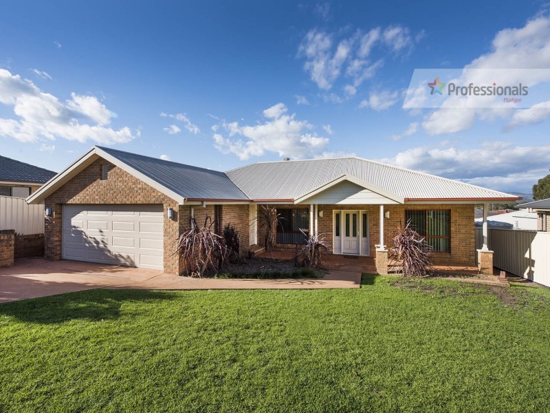 13 Banjo Paterson Avenue, Mudgee NSW 2850