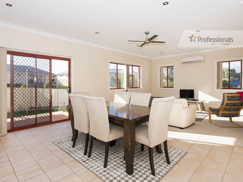 13 Banjo Paterson Avenue, Mudgee NSW 2850