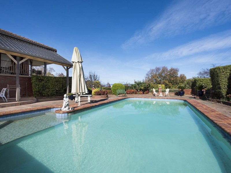 5 Robert Hoddle Grove, Mudgee NSW 2850
