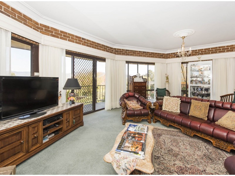 5 Robert Hoddle Grove, Mudgee NSW 2850