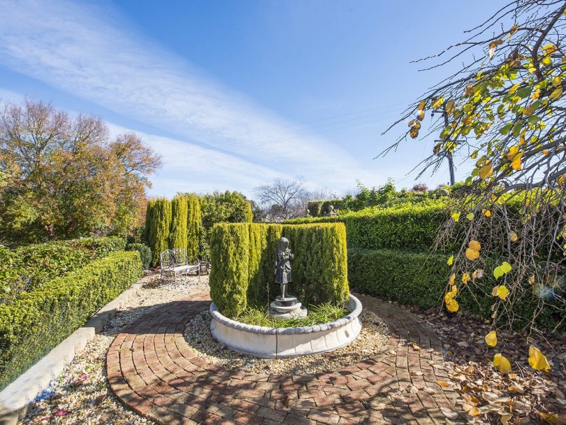 5 Robert Hoddle Grove, Mudgee NSW 2850