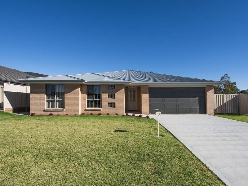 15 Faucett Drive, Mudgee NSW 2850