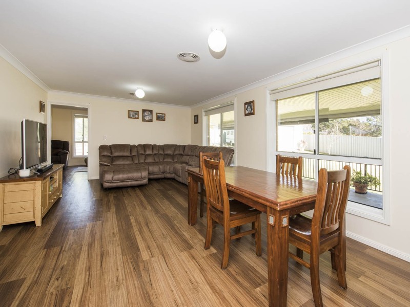 8 Hennessy Place, Mudgee NSW 2850