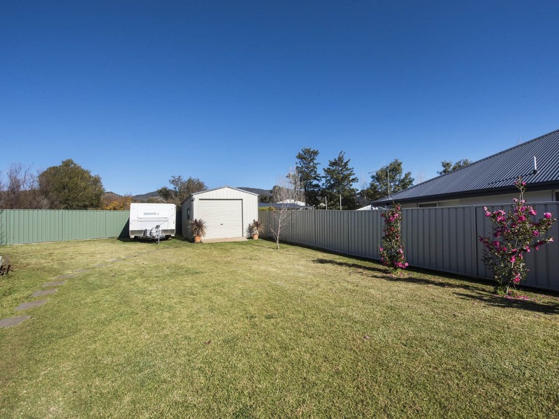 8 Hennessy Place, Mudgee NSW 2850