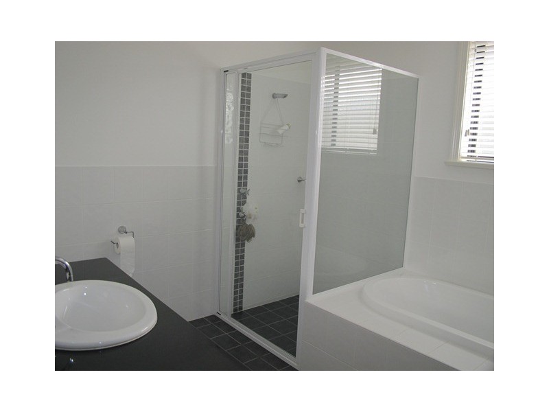 16 Menah Avenue, Mudgee NSW 2850