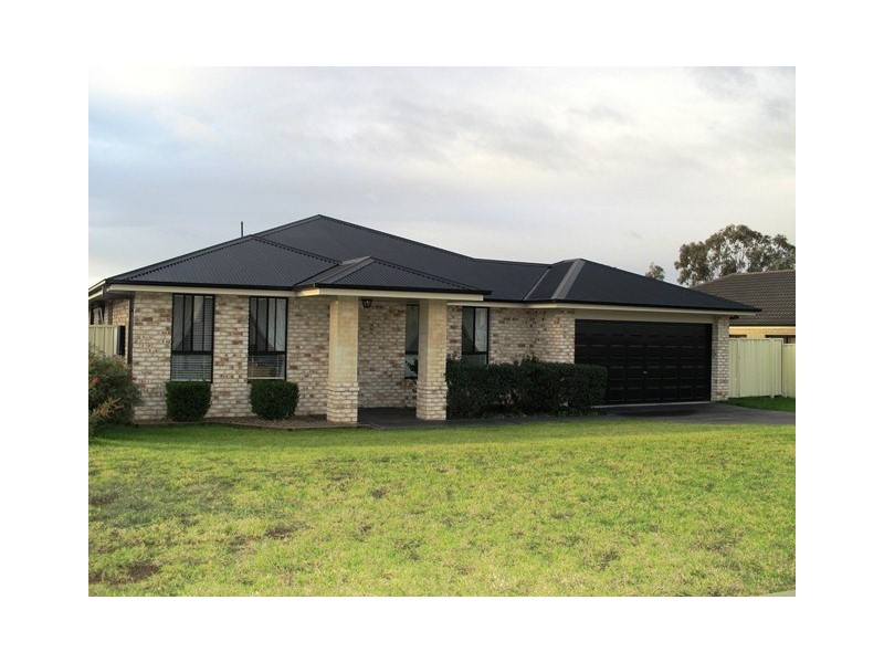 16 Menah Avenue, Mudgee NSW 2850