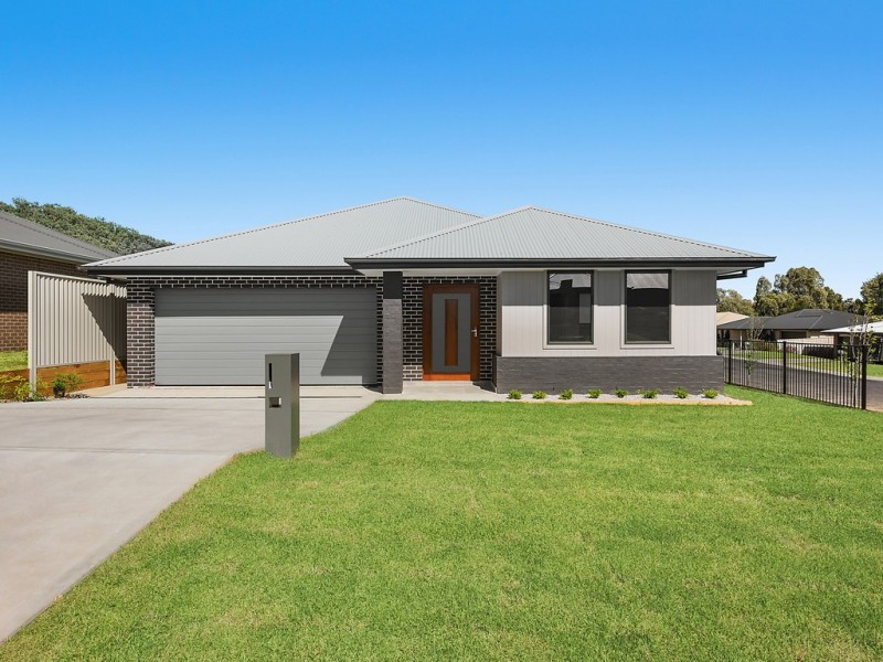14 Dunphy Crescent, Mudgee NSW 2850