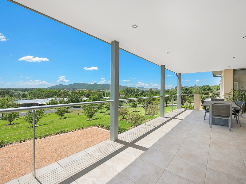 30 Robert Hoddle Grove, Mudgee NSW 2850