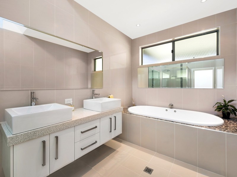 30 Robert Hoddle Grove, Mudgee NSW 2850