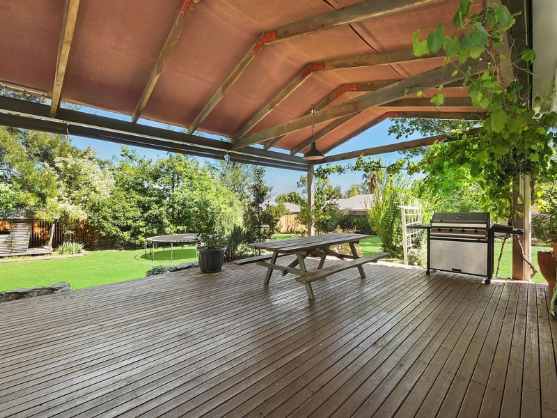 8 Burrundulla Ave, Mudgee NSW 2850