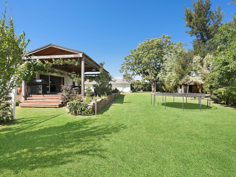8 Burrundulla Ave, Mudgee NSW 2850