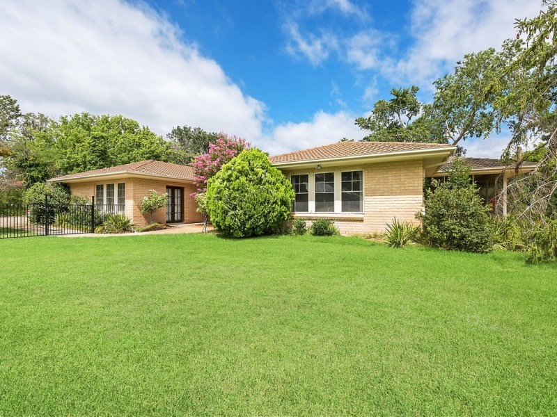 96 Robertson Street, Mudgee NSW 2850