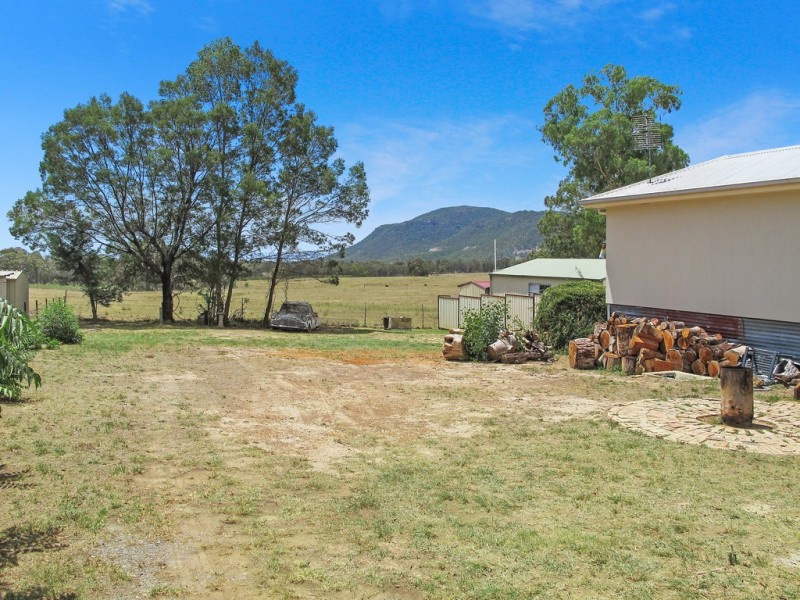 13 Canary Street, Clandulla NSW 2848