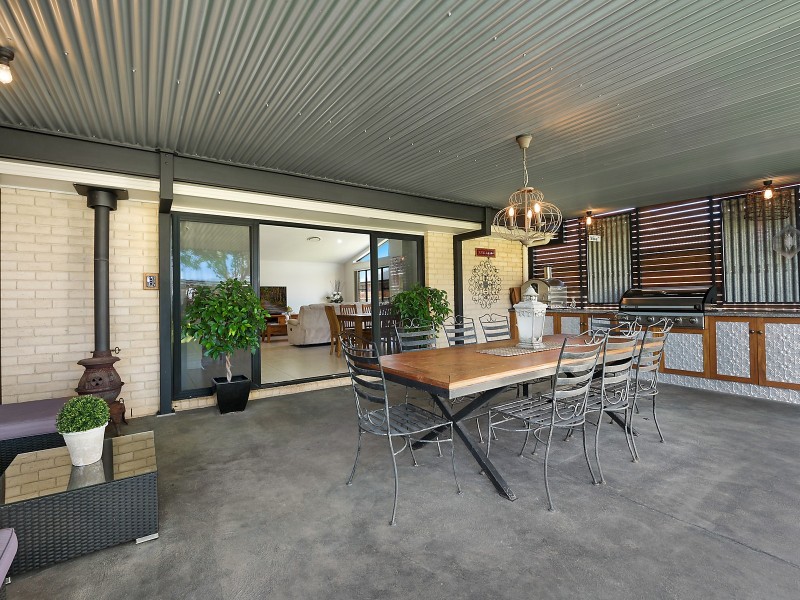 11 Bateman Avenue, Mudgee NSW 2850