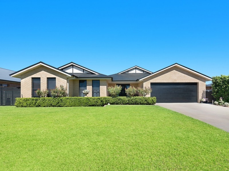 11 Bateman Avenue, Mudgee NSW 2850