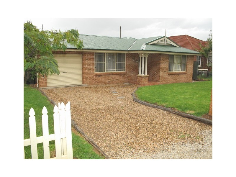 96 Denison Street, Mudgee NSW 2850