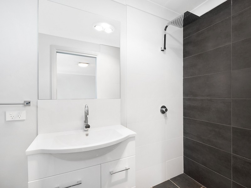 18a Annesley Street, Bathurst NSW 2795