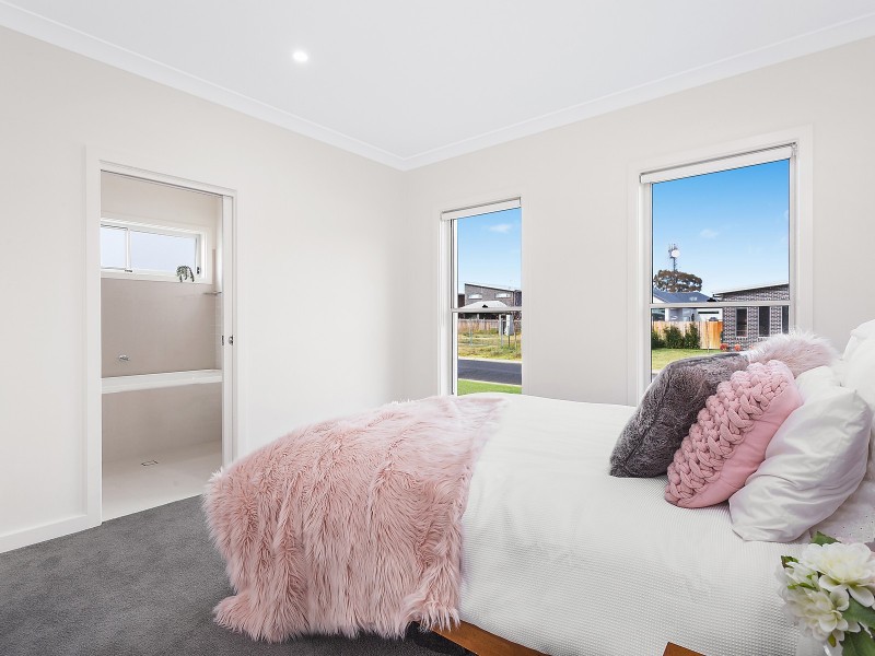 14 Loy Avenue, Mudgee NSW 2850
