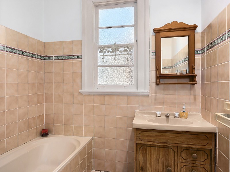 18 Cox Street, Mudgee NSW 2850