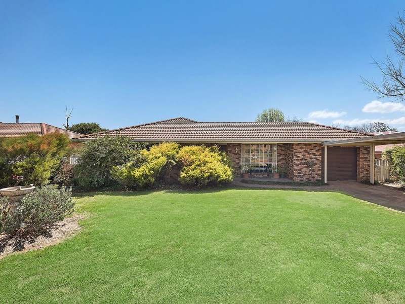 12 Burgundy Road, Mudgee NSW 2850