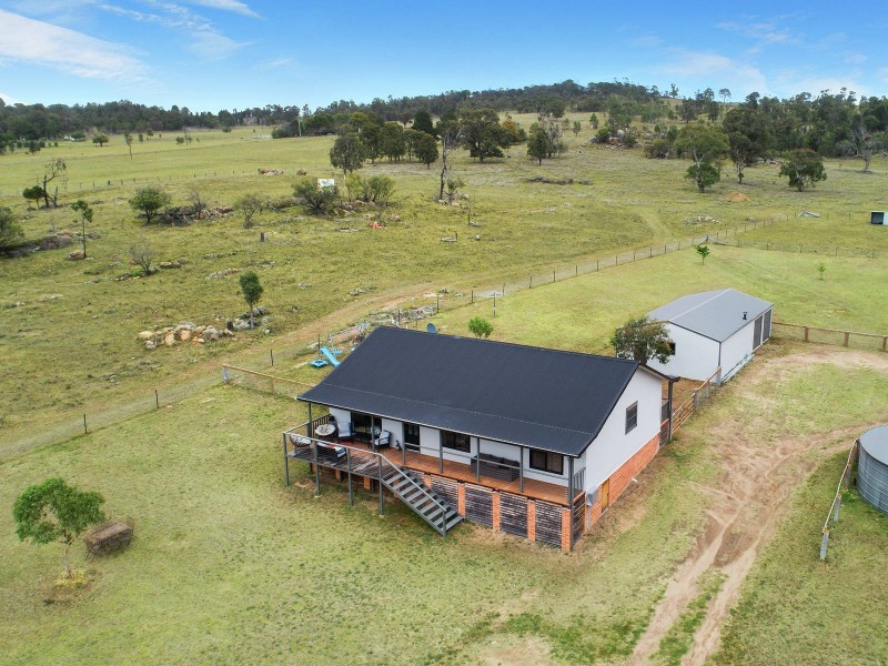 275 Winchester Crescent, Mudgee NSW 2850