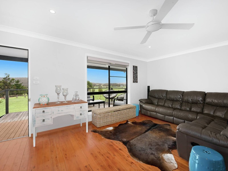 275 Winchester Crescent, Mudgee NSW 2850