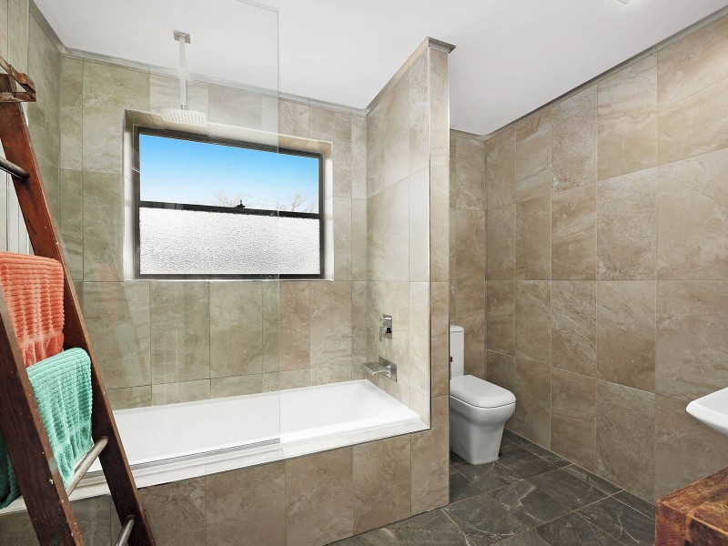 275 Winchester Crescent, Mudgee NSW 2850