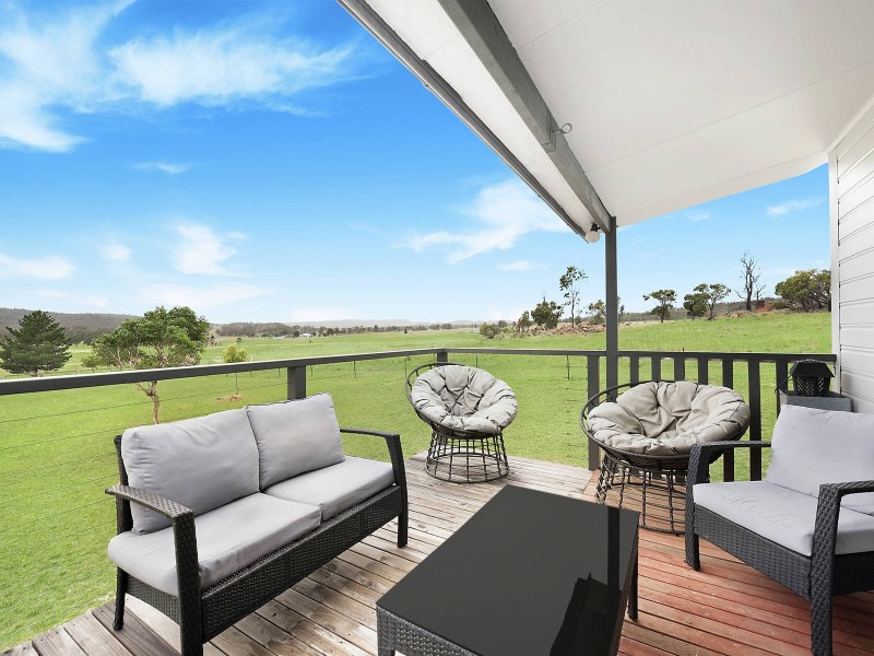 275 Winchester Crescent, Mudgee NSW 2850