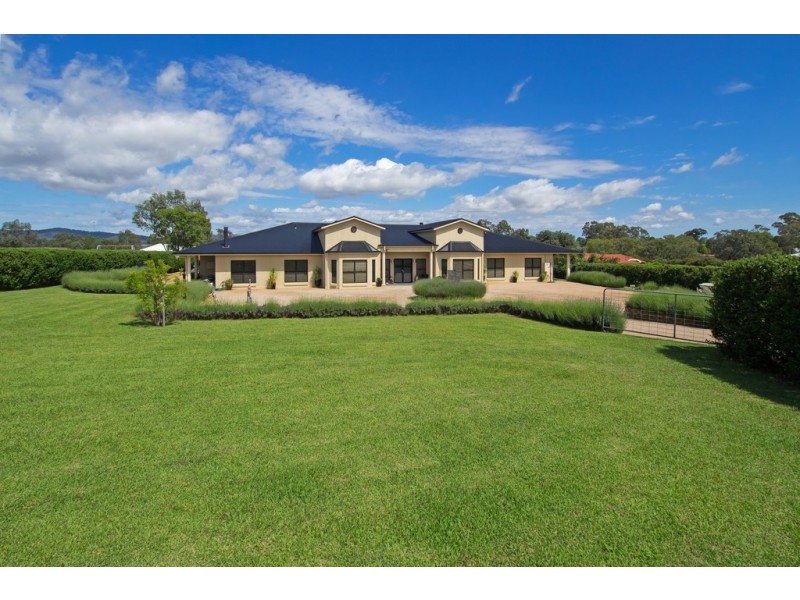 51 Henry Lawson Drive, Mudgee NSW 2850