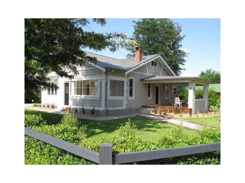 9 Mortimer Street, Mudgee NSW 2850