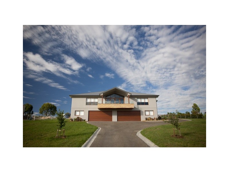 28 Robert Hoddle Grove, Mudgee NSW 2850