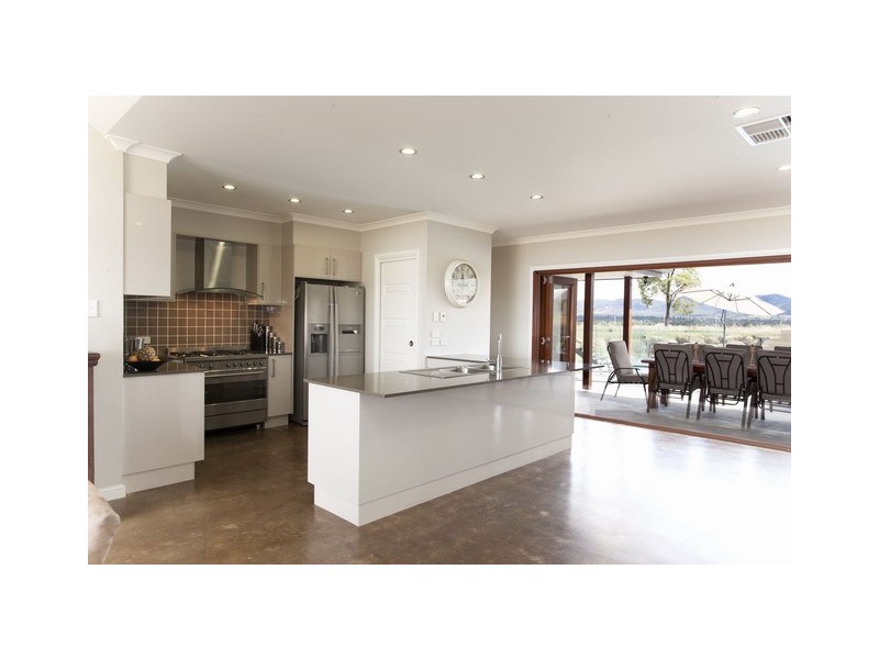 28 Robert Hoddle Grove, Mudgee NSW 2850