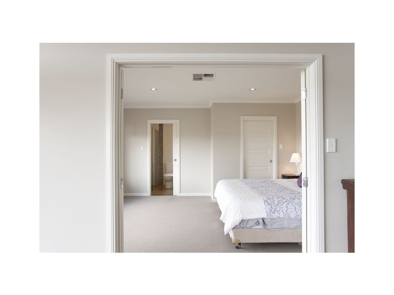 28 Robert Hoddle Grove, Mudgee NSW 2850
