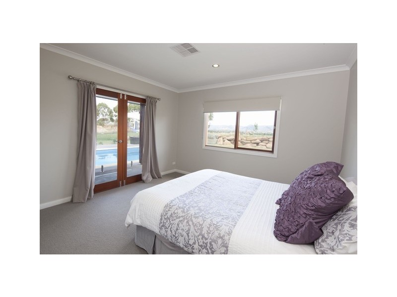 28 Robert Hoddle Grove, Mudgee NSW 2850