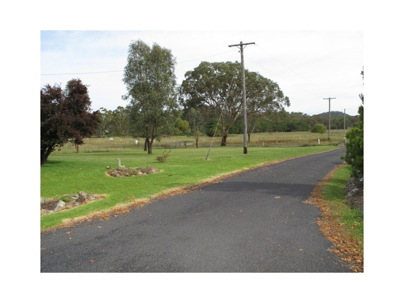 136 Pyramul Road, Windeyer NSW 2850