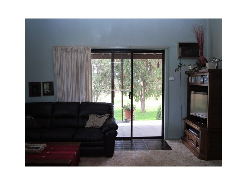 136 Pyramul Road, Windeyer NSW 2850