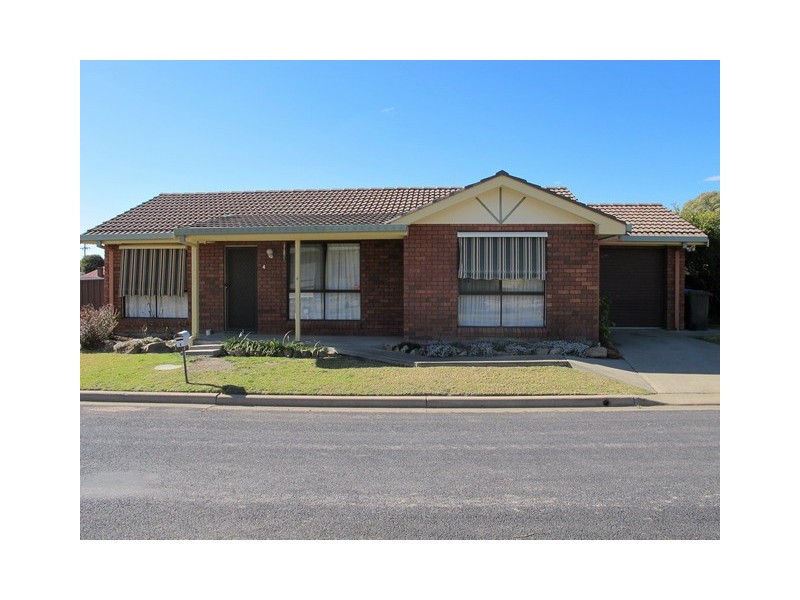 Unit 4 / 220 Mortimer Street, Mudgee NSW 2850