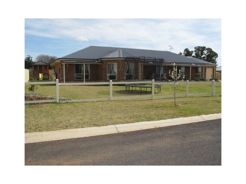 12 James Street, Gulgong NSW 2852