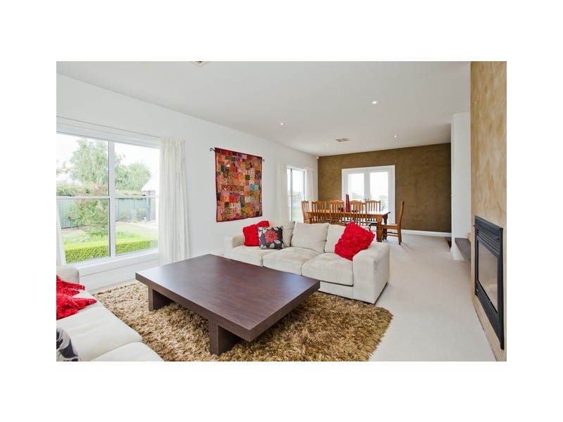 28 Woodside Close, Mudgee NSW 2850