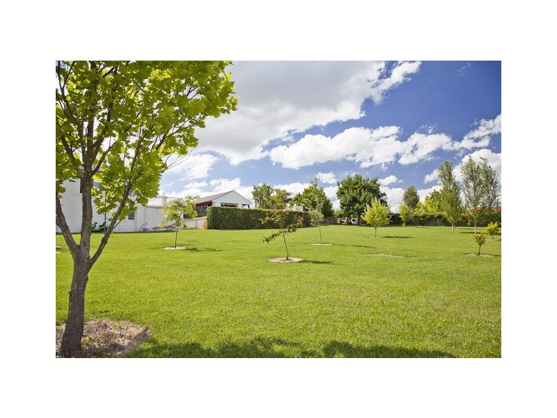 28 Woodside Close, Mudgee NSW 2850