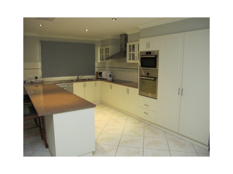 4 Glenayr Close, Mudgee NSW 2850