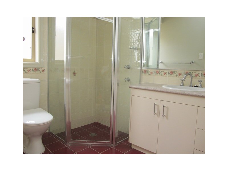 4 Glenayr Close, Mudgee NSW 2850