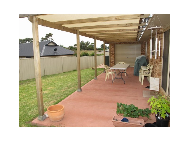 4 Glenayr Close, Mudgee NSW 2850