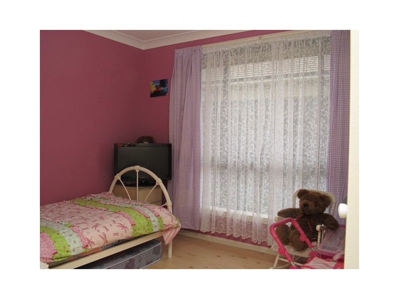 24 White Circle, Mudgee NSW 2850