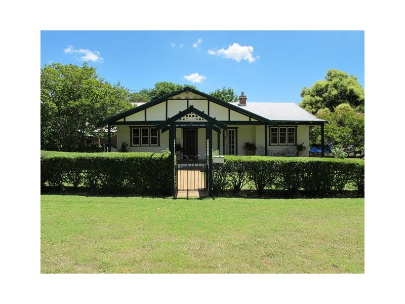 12 Nandoura Street, Mudgee NSW 2850