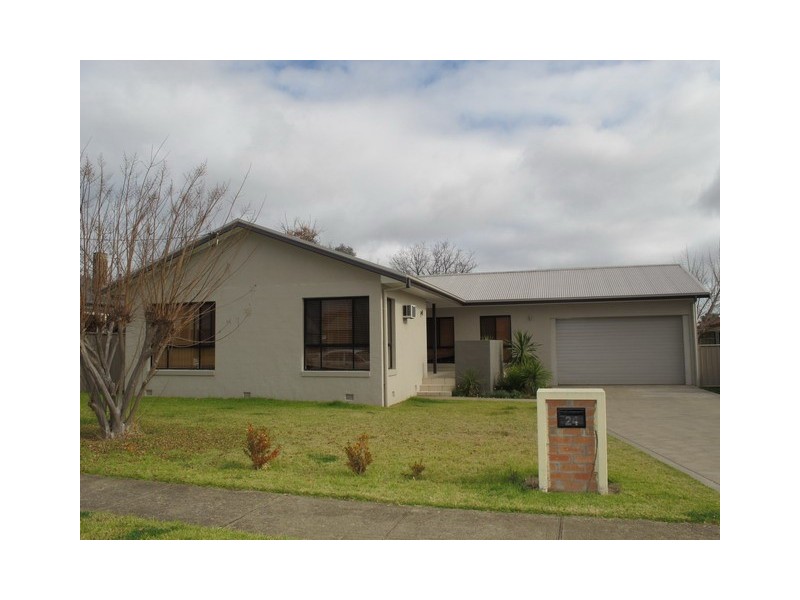 24 Burrundulla Avenue, Mudgee NSW 2850
