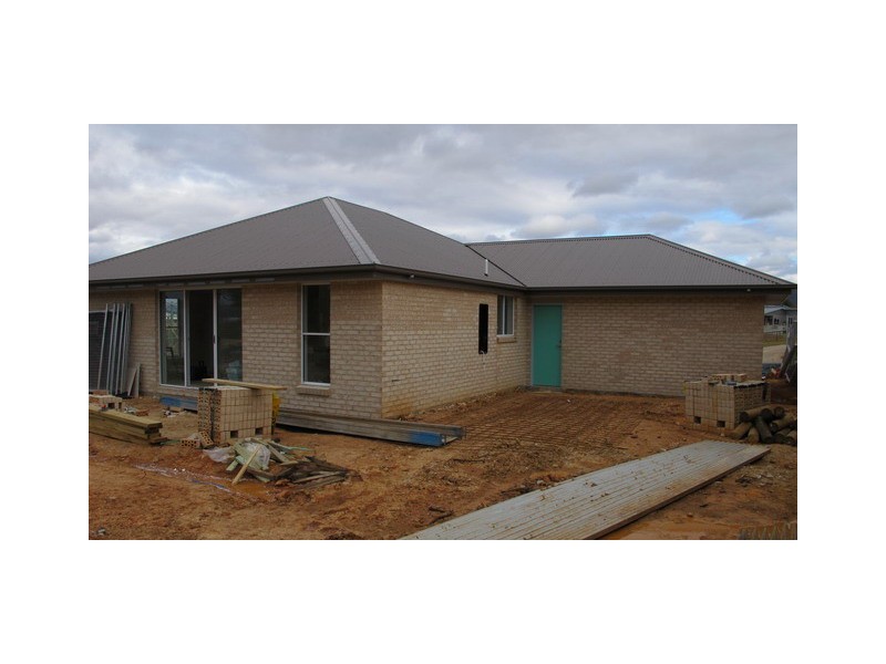 33 Lions Drive, Mudgee NSW 2850