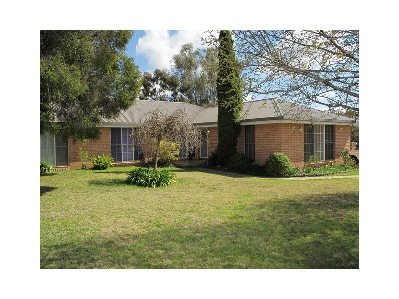 18 Wentworth Avenue, Mudgee NSW 2850